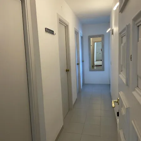 Apartment Rocmar Piso Vista Al Mar, Cerca Playa Y Centro
